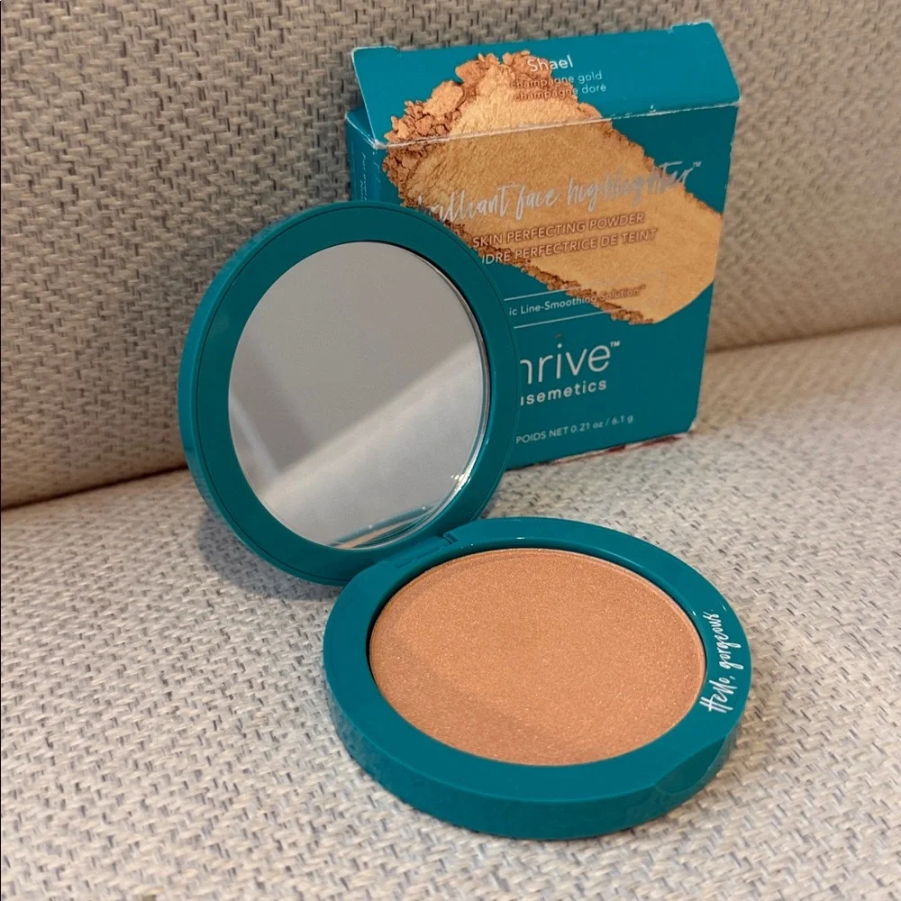 🆕 Thrive Cosmetics Skin Perfecting Powder - Picture 2 of 2